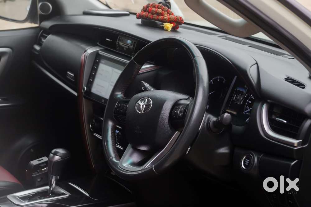 Toyota Fortuner Legender 4x4 At 2.8, 2022, Diesel