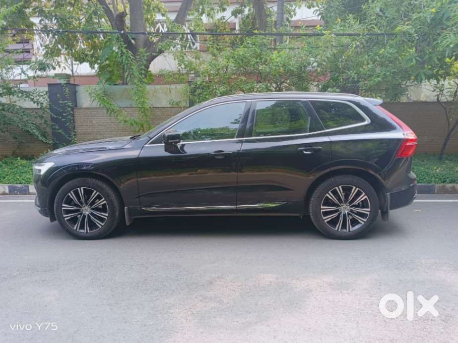 Volvo Xc60 D5 Inscription, 2022, Petrol