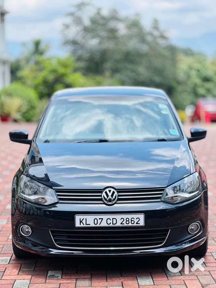 Volkswagen Vento 1.5 Highline Plus At 16 Alloy, 2015, Petrol