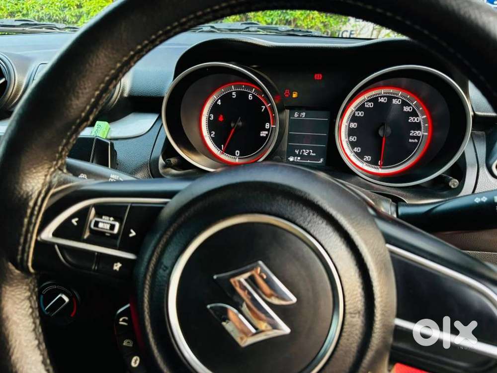 Maruti Suzuki Swift Vvt Vxi, 2021, Petrol