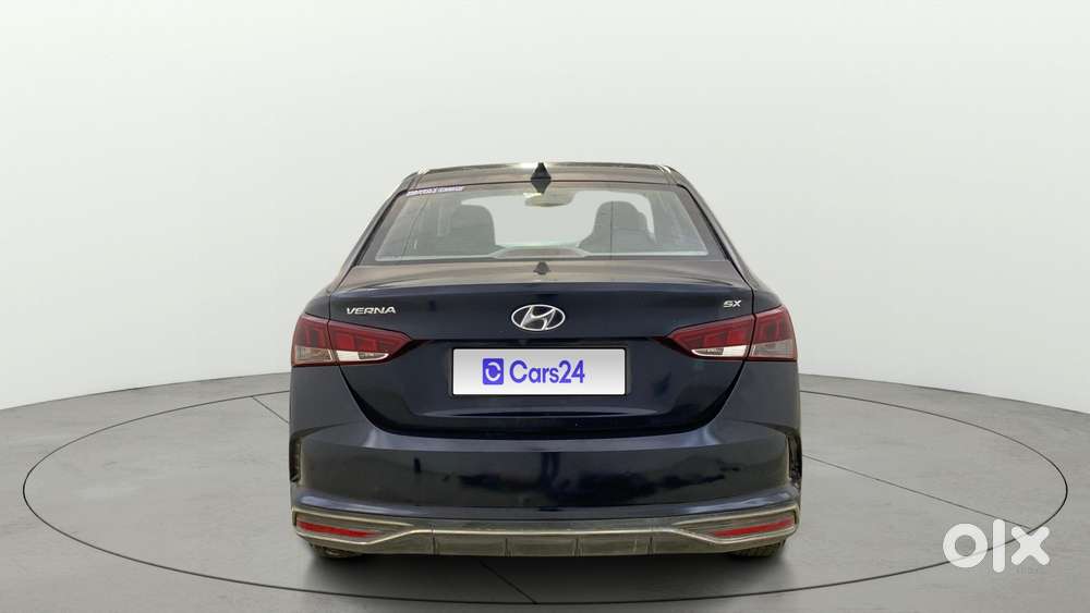 Hyundai Verna 1.5 Sx Vtvt Ivt, 2021, Petrol