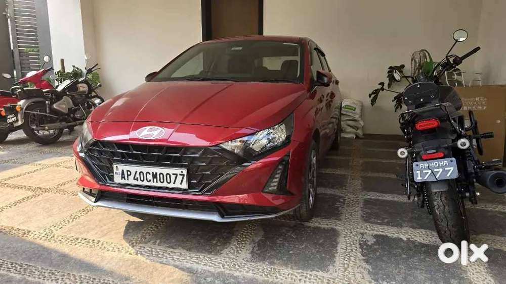 Hyundai I20 Ivt (automatic) – Excellent Condition