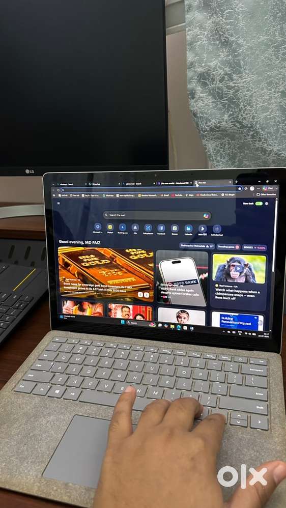 Fixed price - Microsoft Surface 2 Laptop i5 with Touch screen