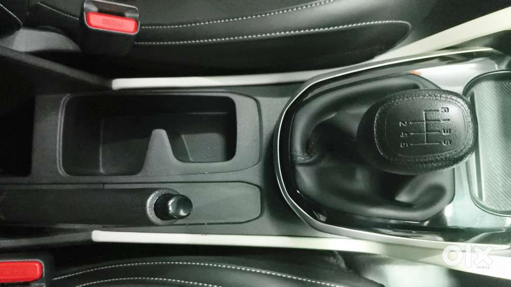 Kia Carens Clavis Htk, 2025, Petrol