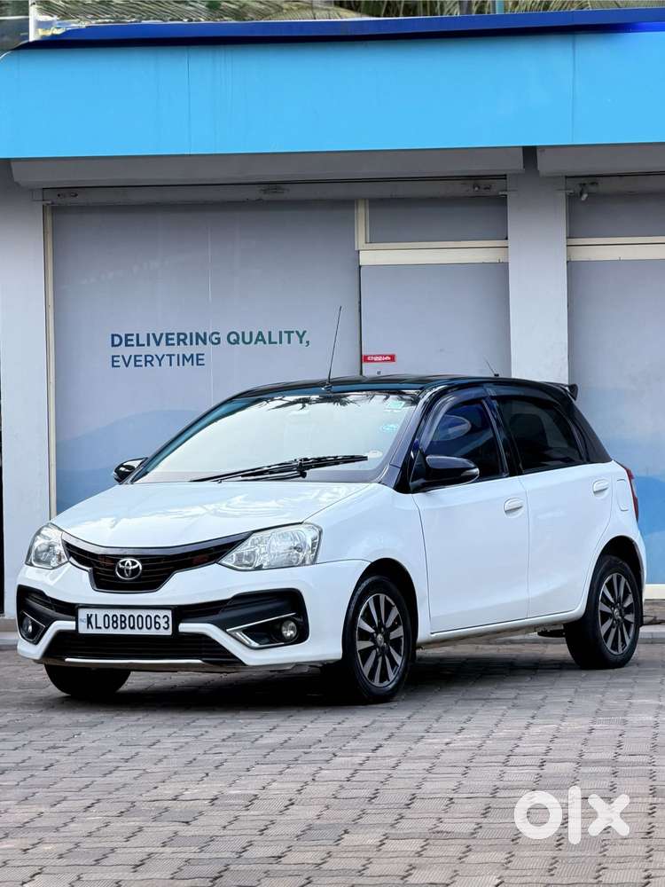 Toyota Etios Liva Vxd Dual Tone, 2018, Diesel