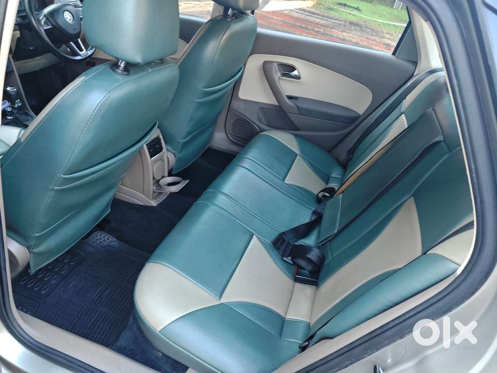Skoda Rapid 1.5 Tdi At Ambition Plus, 2015, Diesel