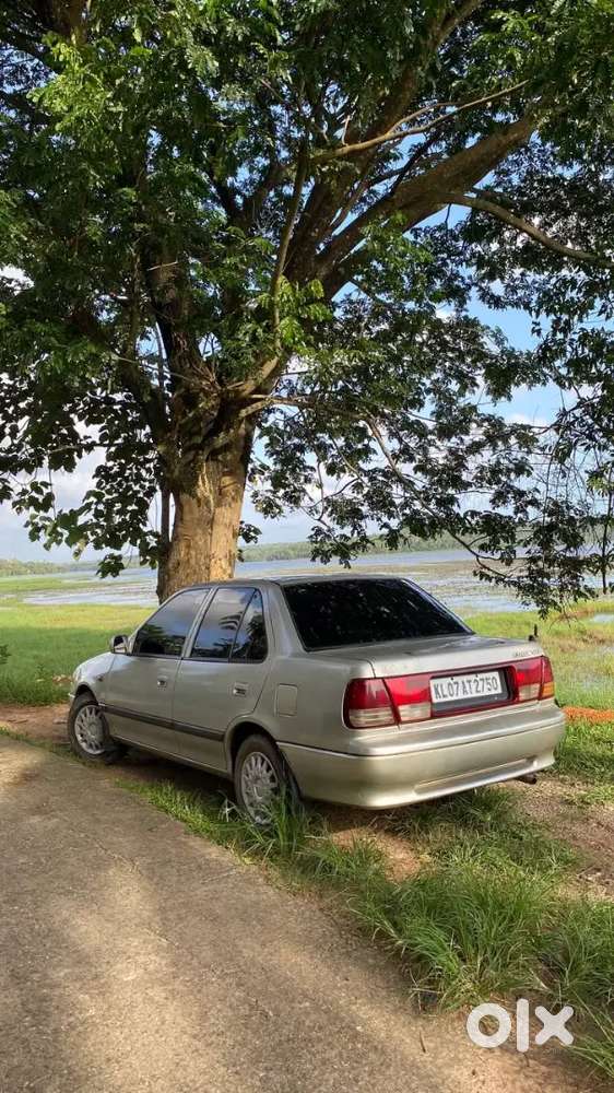 Maruti Esteem Vxi 2004
