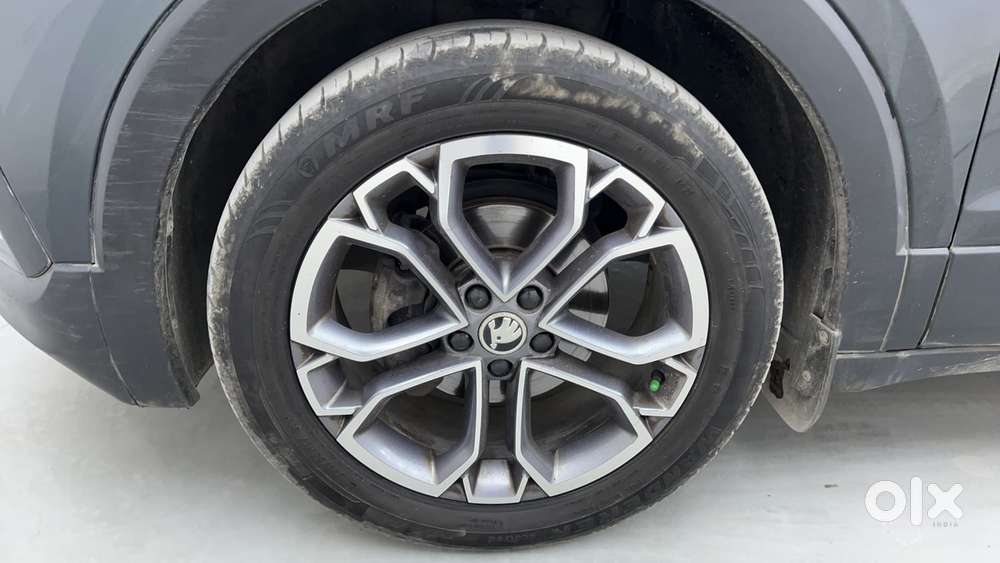 Skoda Kushaq 1.0 Tsi Style, 2022, Petrol