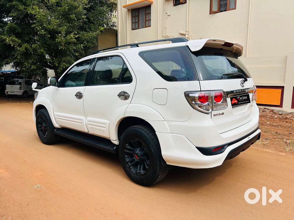 Toyota Fortuner 3.0 Ltd, 2013, Diesel