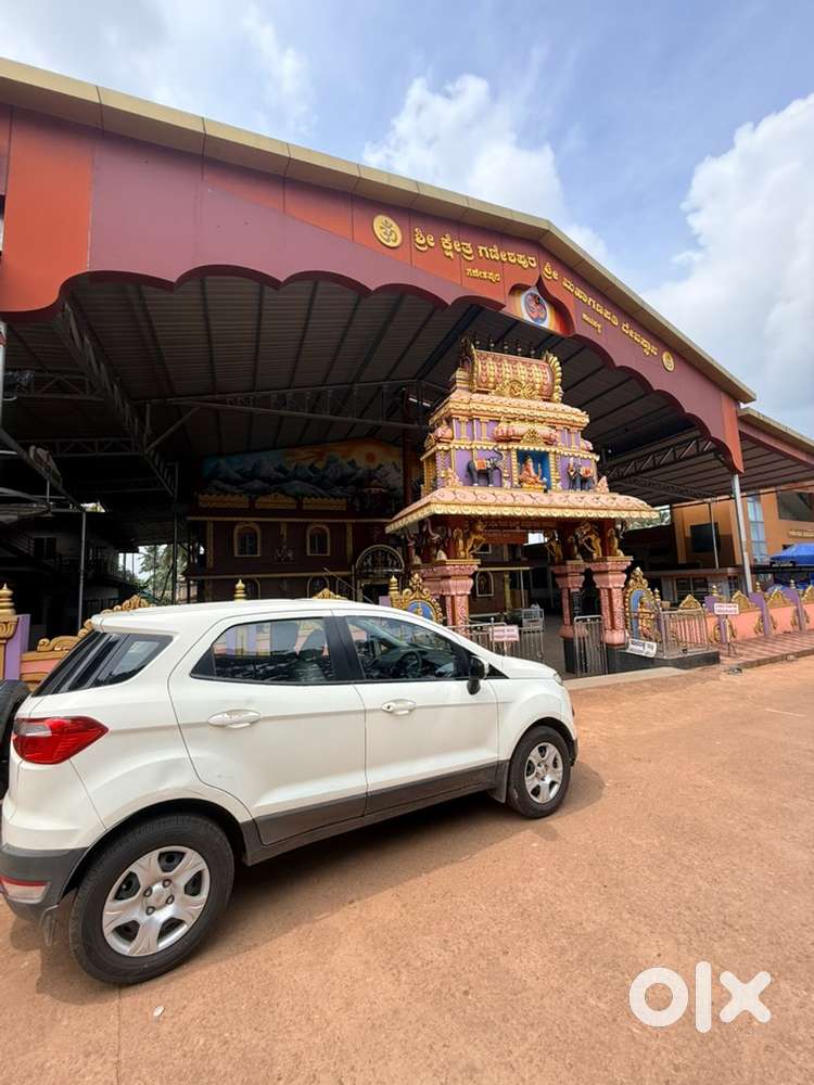 Ford Ecosport Petrol Car