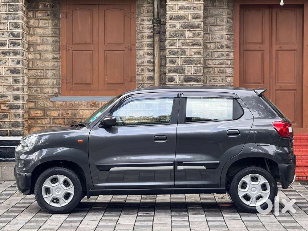 Maruti Suzuki S-presso Vxi Plus At, 2022, Petrol