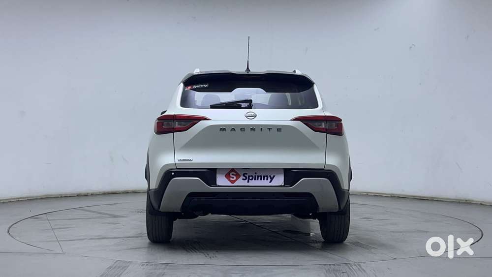 Nissan Magnite 1.0 Xv Premium Turbo Dual Tone, 2021, Petrol