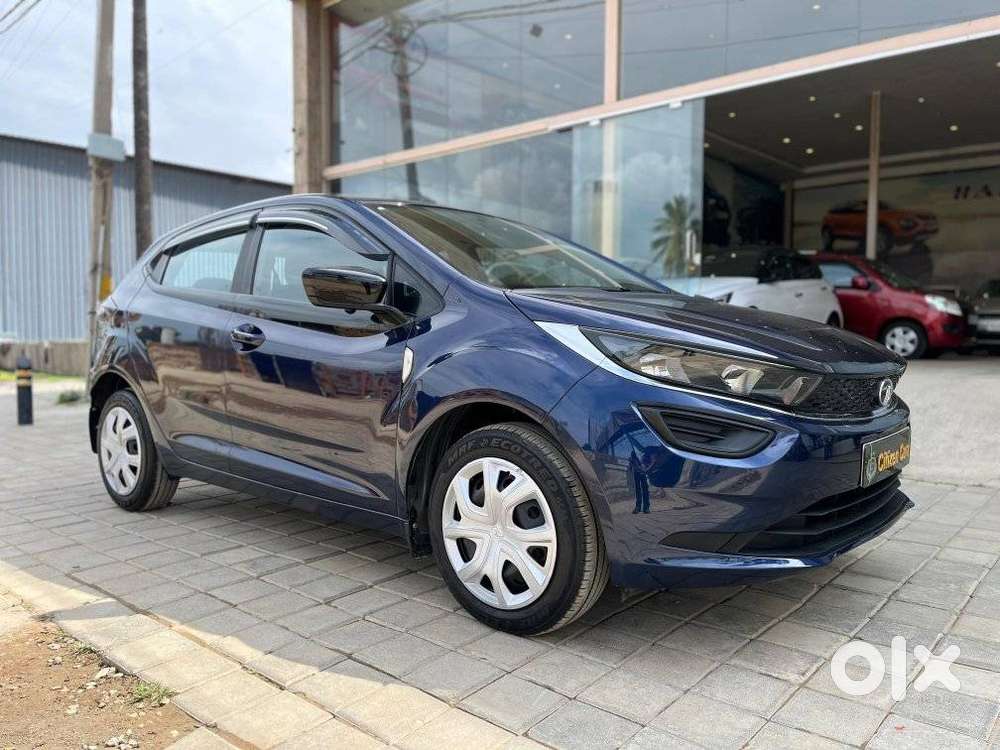 Tata Altroz 1.2 Xm Plus, 2023, Petrol