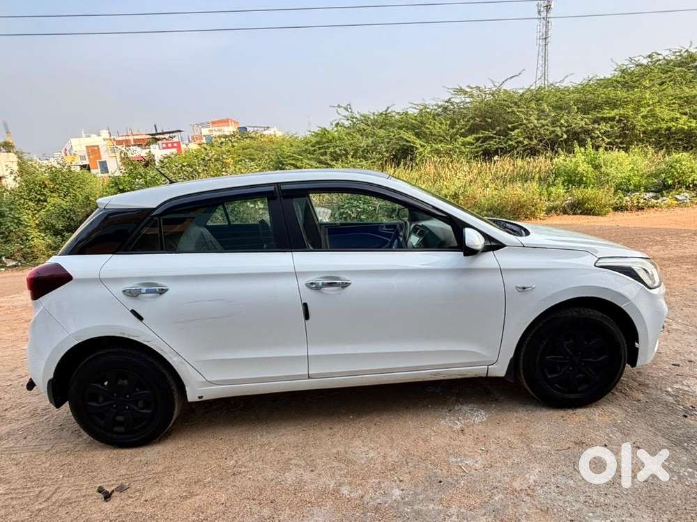 Hyundai I20 2020 Petrol Showroom Track