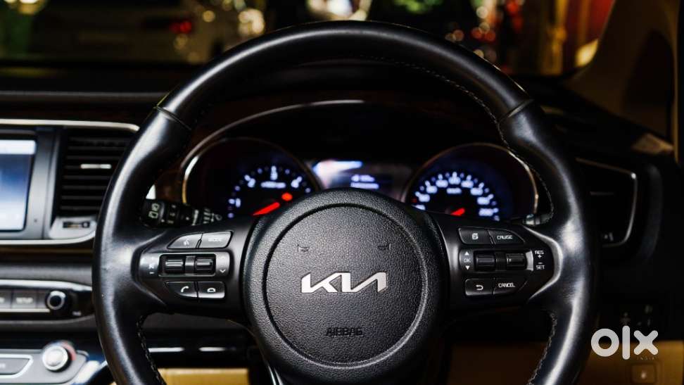 Kia Carnival Limousine Plus 7 Str, 2023, Diesel