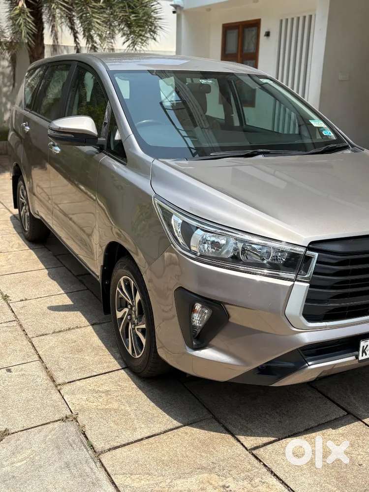 Exceptionally Maintained 2021 Crysta In Avantgarde Bronze