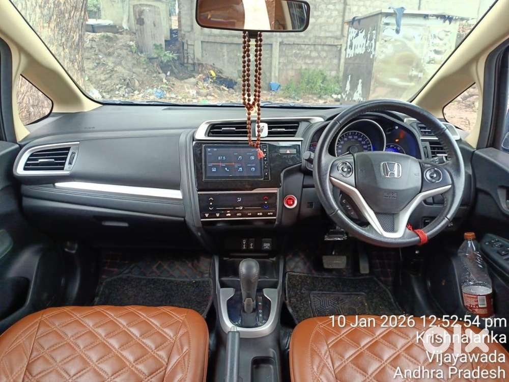 Honda Jazz Zx Cvt (2021) – Smooth Automatic, Excellent Condition