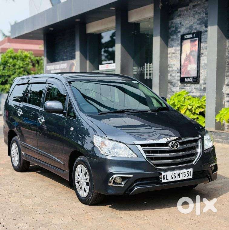 Toyota Innova 2.5 G (diesel) 8 Seater, 2016, Diesel