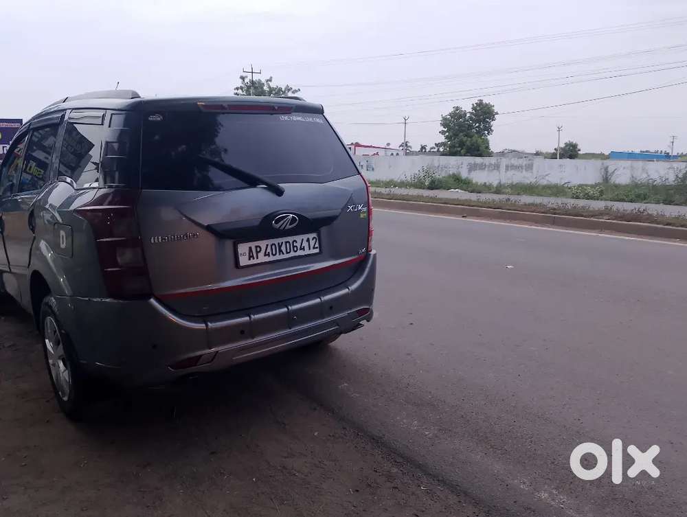 Mahindra Xuv500 2.2 2015
