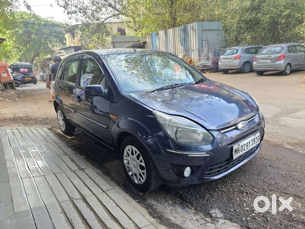 Ford Figo 2010-2012 Petrol Titanium, 2010, Petrol