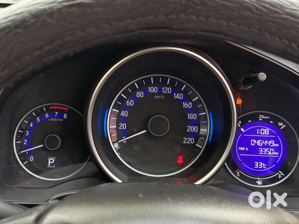 Honda Jazz V Cvt, 2015, Petrol