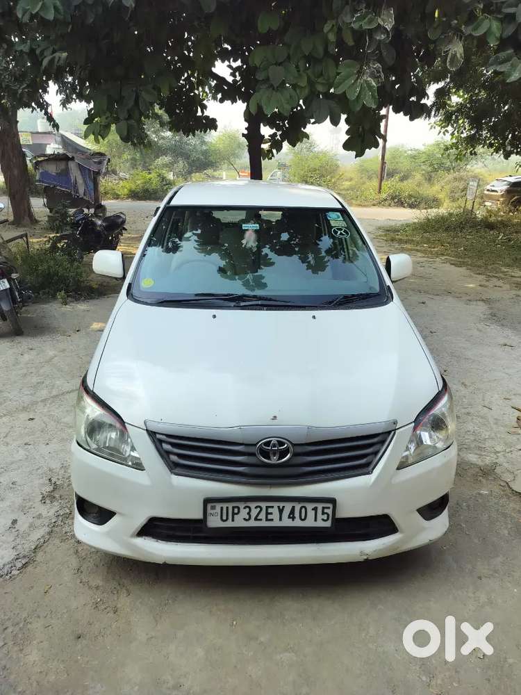 Best Car And Best Candisan At One Hand Drive Car