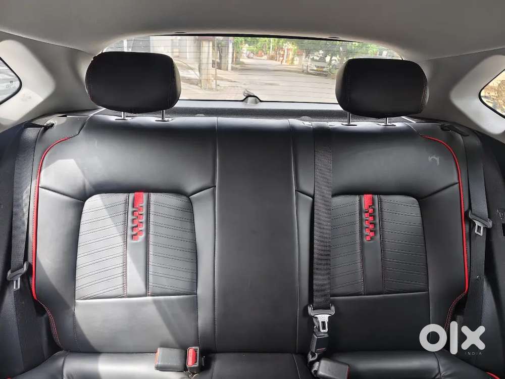 Hyundai I20 Asta 2025 Petrol Automatic First Owner