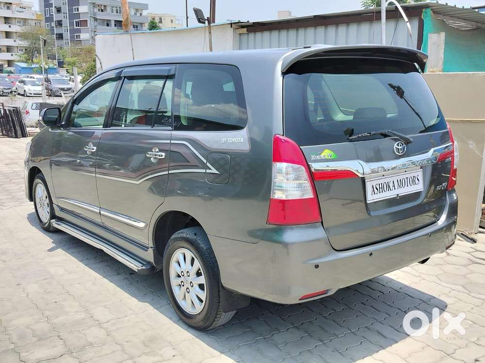 Toyota Innova 2.5 Zx 7 Str Bs-iv, 2014, Diesel