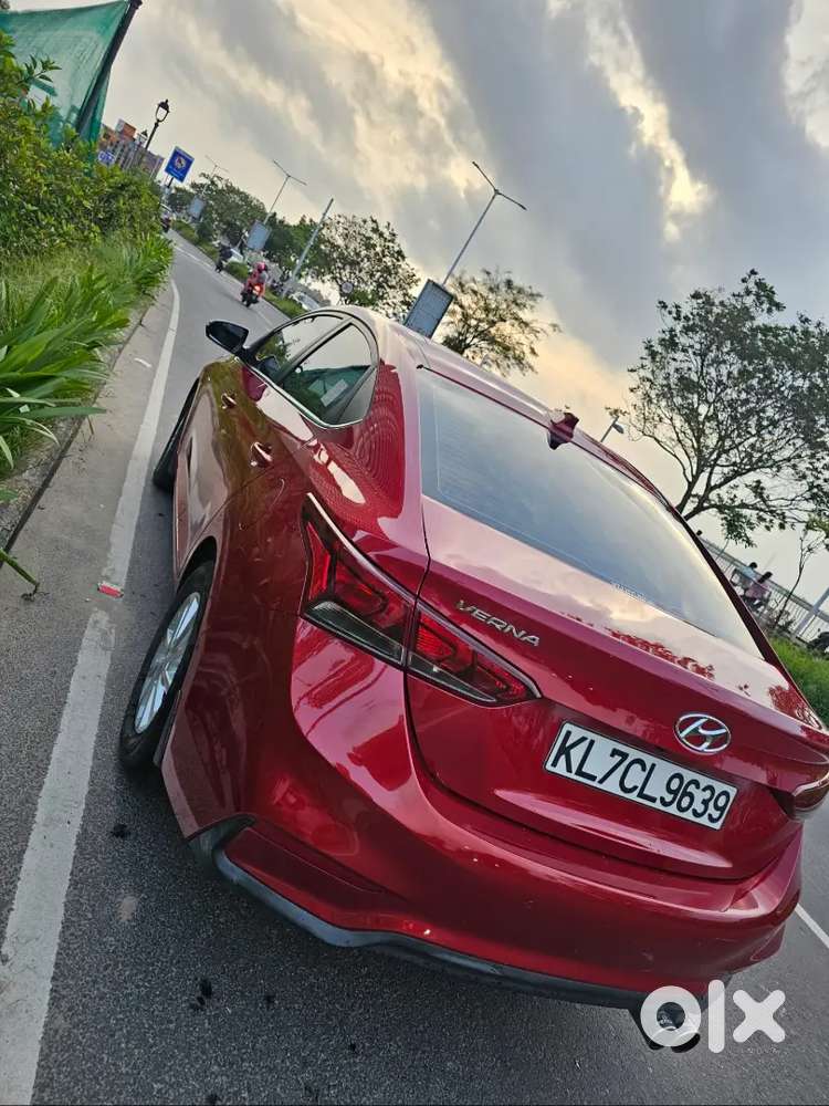 Hyundai Verna Petrol Automatic For Sale