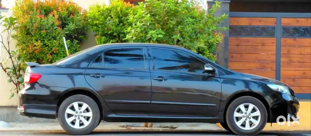 Corolla Altis Diesel D-4d J