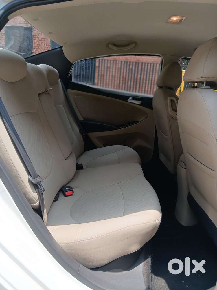 Hyundai Verna Vtvt 1.6 Sx, 2015, Petrol