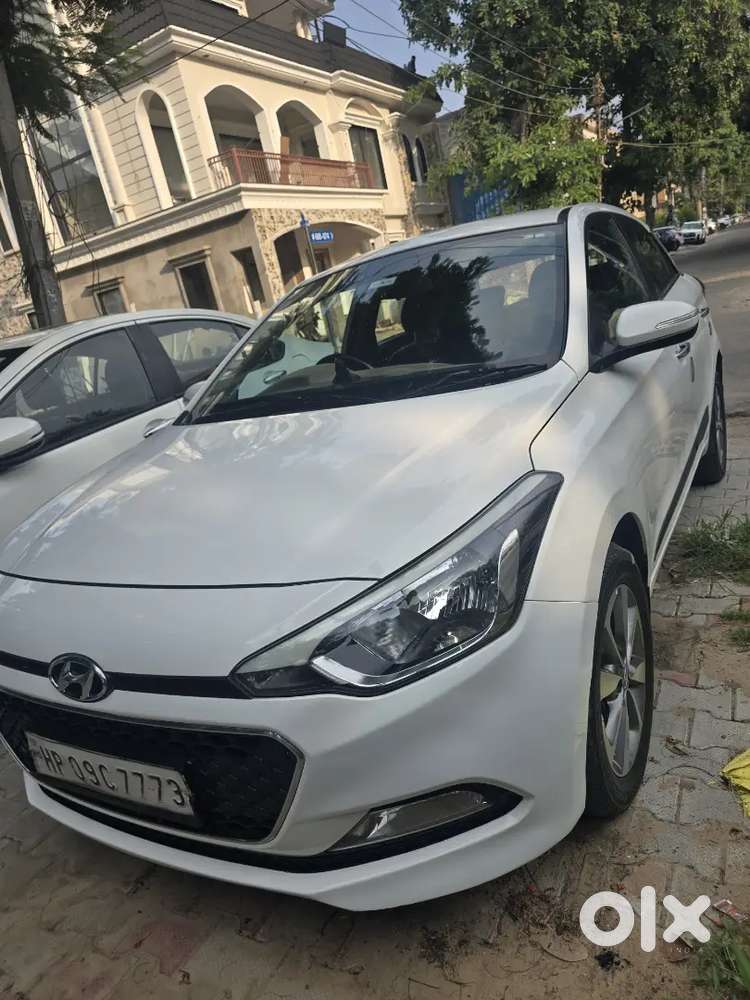 Hyundai I20 Asta 2015 Diesel Top Model Highway  Average  20