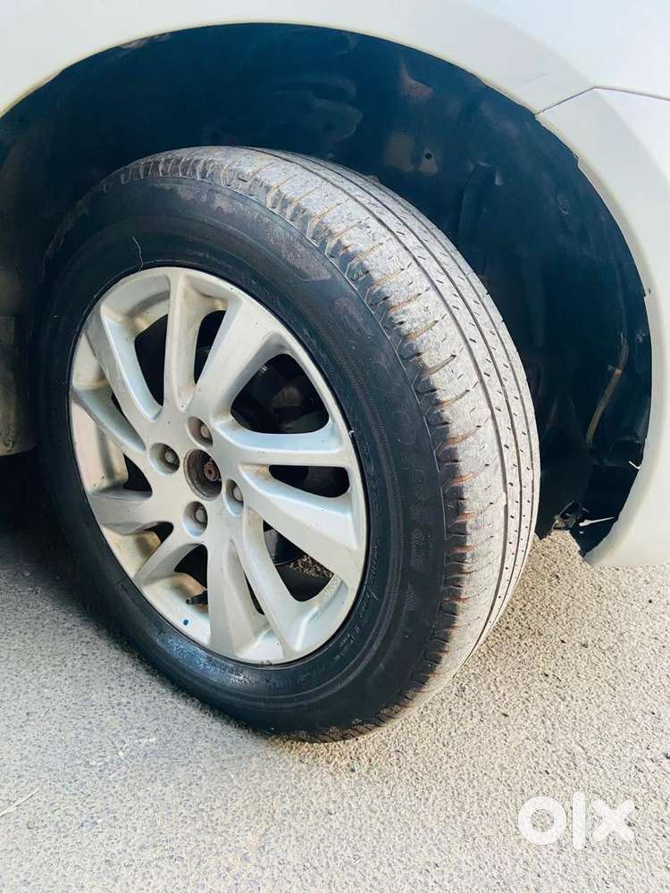 Maruti Suzuki Swift 1.3 Zxi, 2013, Petrol