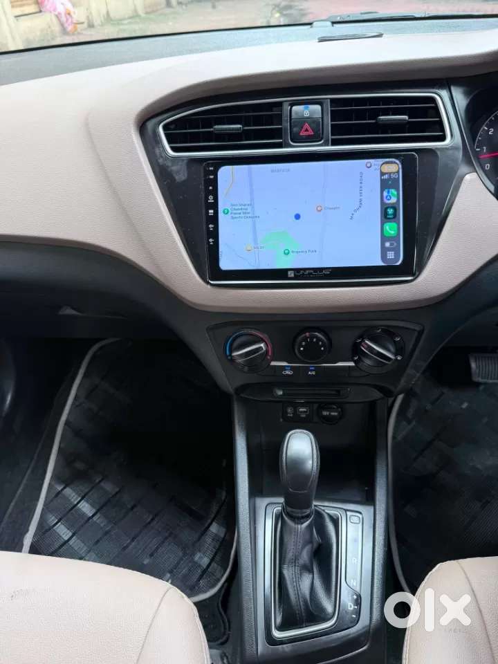 Hyundai Elite I20 1.2magna Executive At, 2018, Petrol