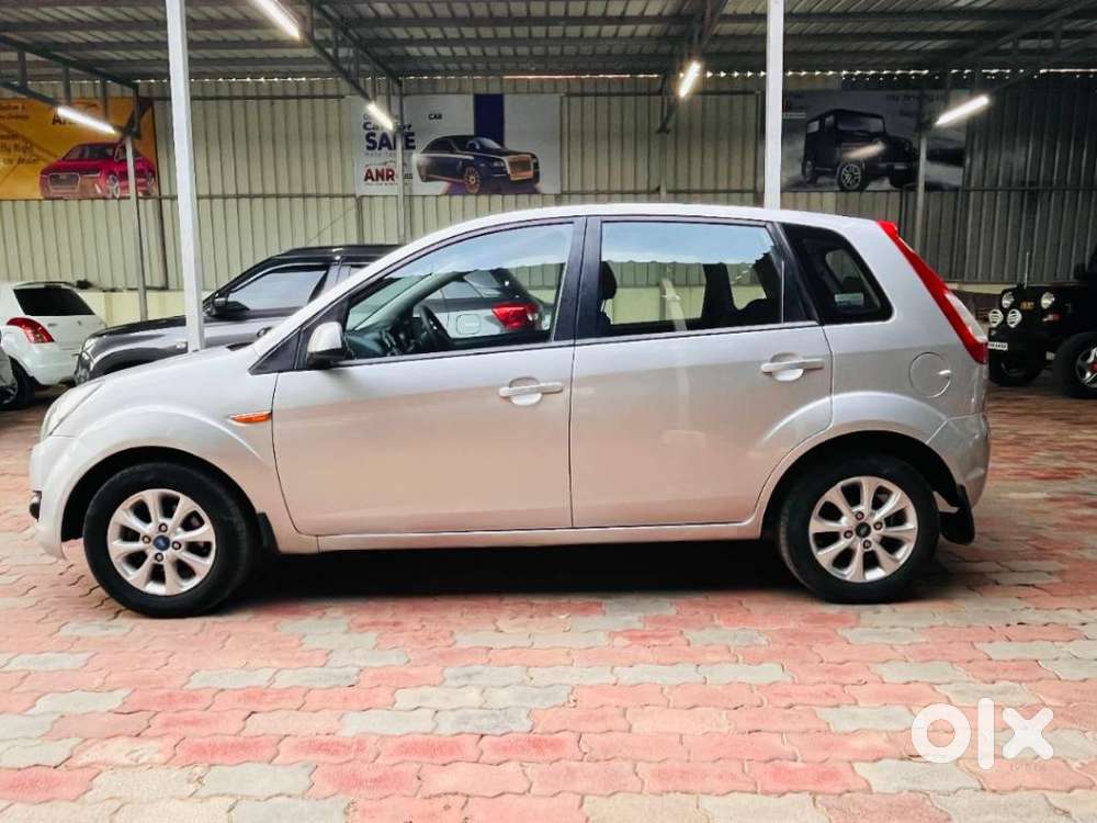 Ford Figo 1.2p Titanium Mt, 2012, Diesel
