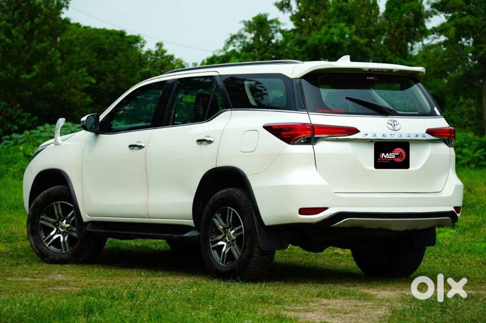 Toyota Fortuner [2021-ongoing] 2.8 2wd Diesel Mt, 2017, Diesel