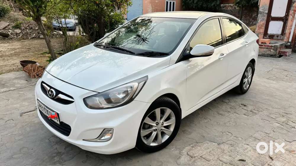 Verna Fludic 2011 Rc 12 Model, Both 2 Keys, 6 Gear Speed Engine
