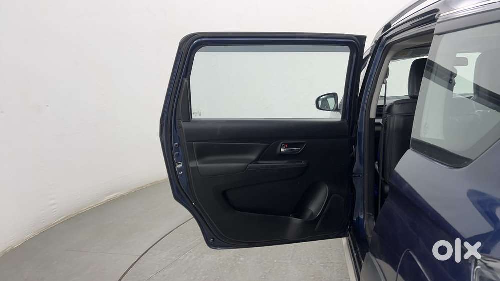 Maruti Suzuki Xl6 1.5 Zeta At, 2024, Petrol