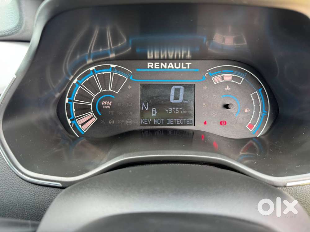 Renault Triber Rxz Easy-r Amt, 2020, Petrol