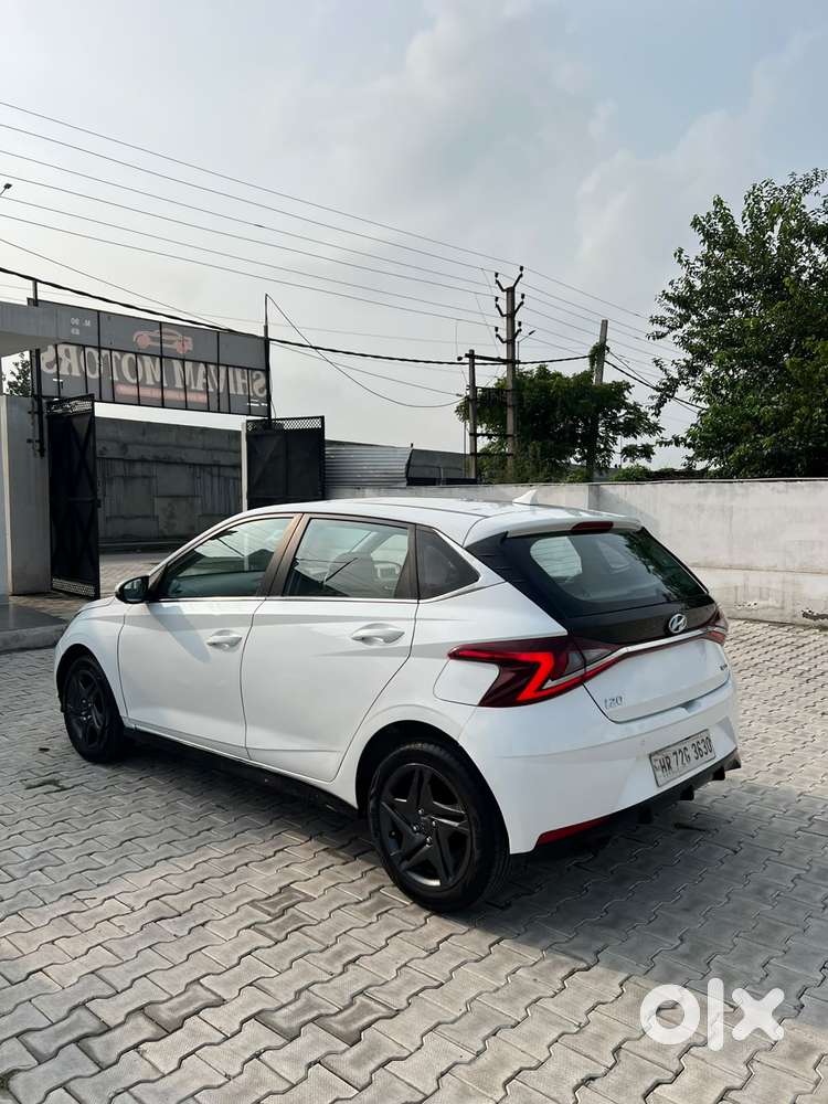 Hyundai I20 Sportz 1.2 Vtvt, 2023, Petrol