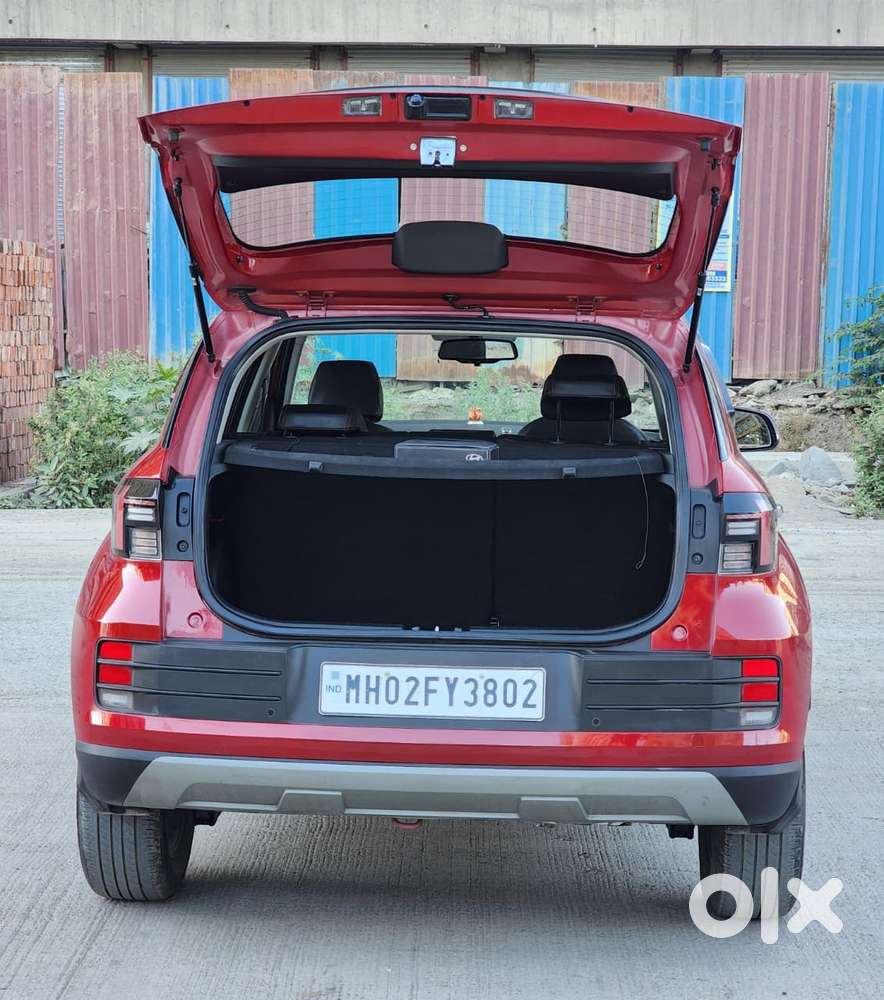 Hyundai Venue Sx (o) Mt 1.0 Turbo, 2023, Petrol