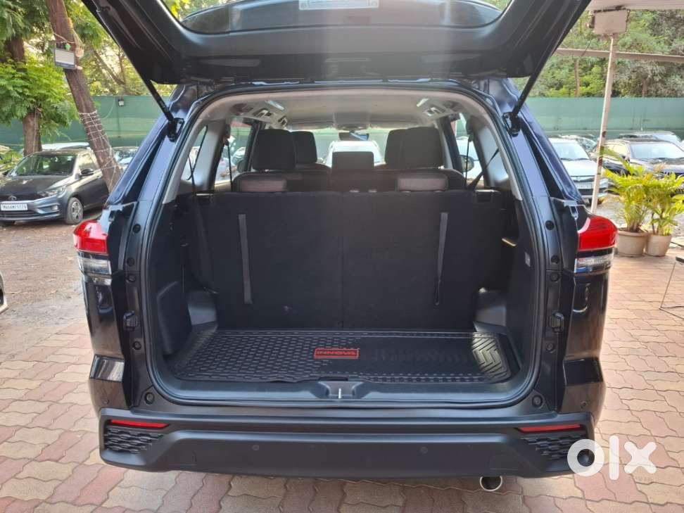 Toyota Innova Hycross 2.0 Vx Hybrid 8 Str, 2023, Petrol