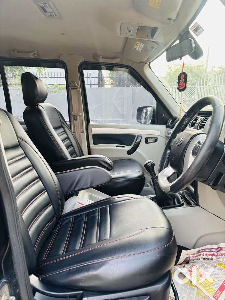 Mahindra Scorpio Classic 2.2 S 11 Mt 7 Str, 2018, Diesel
