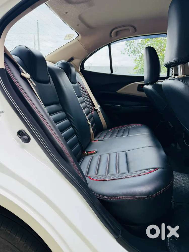 Swift Dzire Tour S Cng 2025