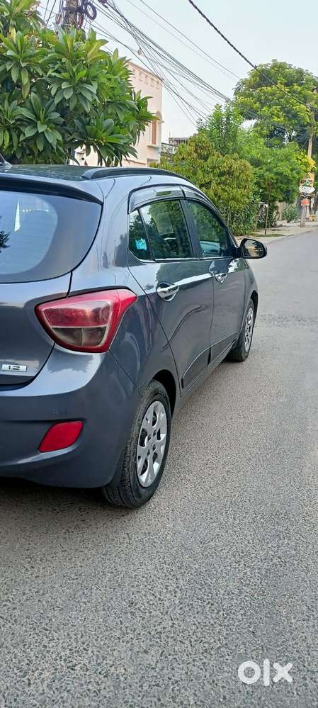 Hyundai Grand I10 Sportz 1.2 Kappa Vtvt, 2016, Petrol