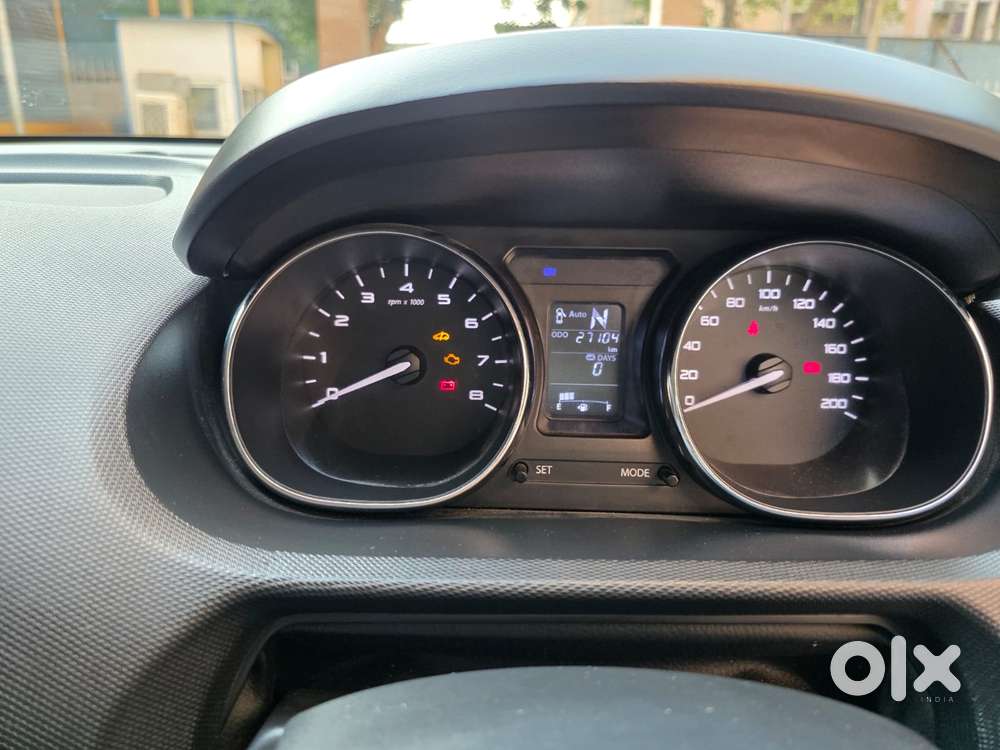 Tata Tiago 1.2 Revotron Xza, 2018, Petrol
