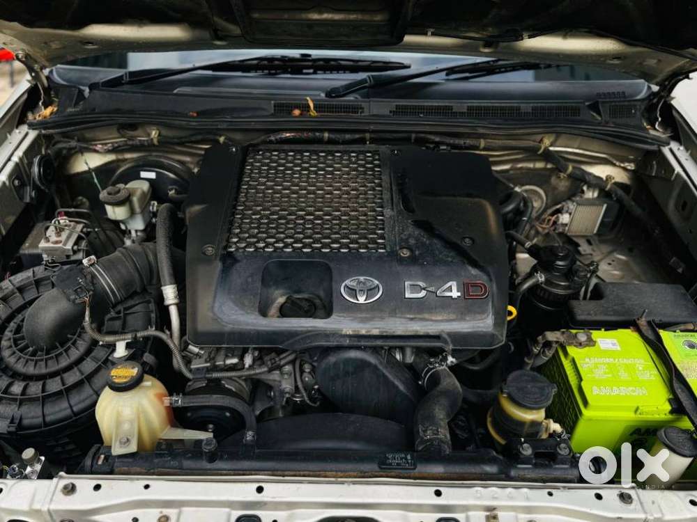 Toyota Fortuner 4x2 Manual, 2013, Diesel