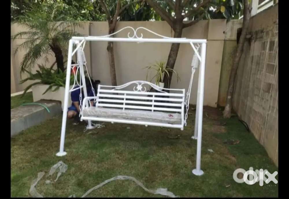 Garden swing