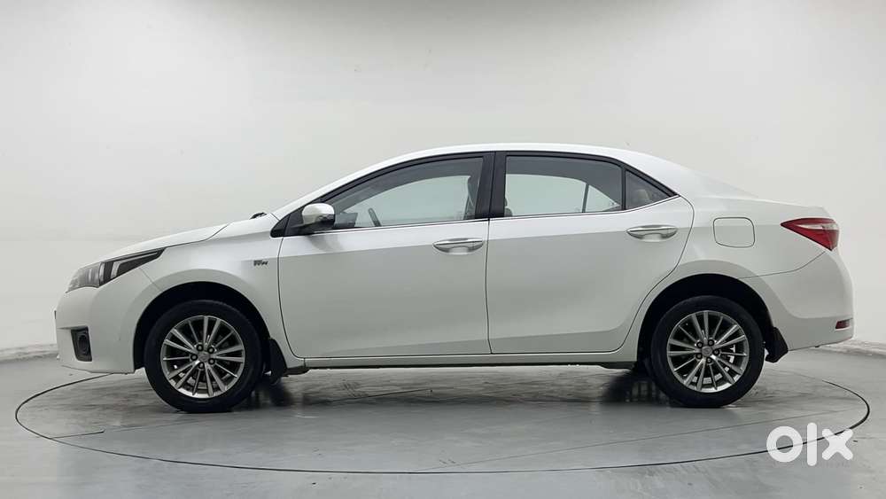Toyota Corolla Altis 1.8 Gl, 2014, Petrol