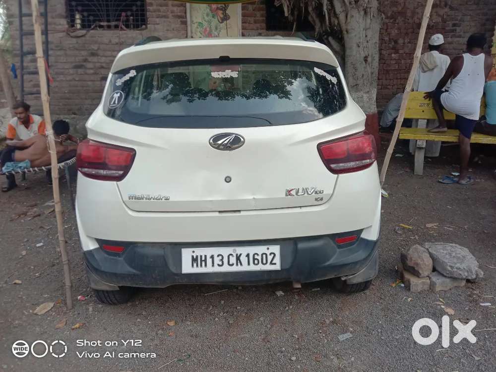 Mahindra Kuv 100 2017